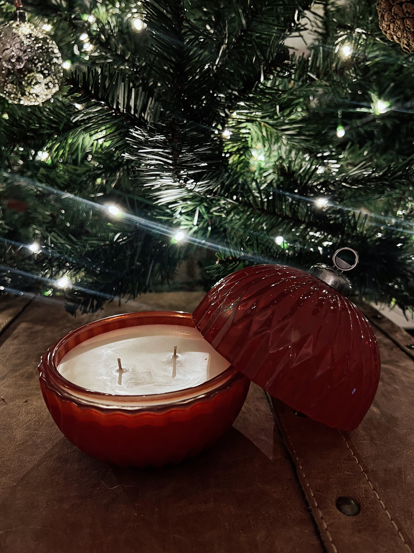 East Coast Christmas Glass Ornament Candle